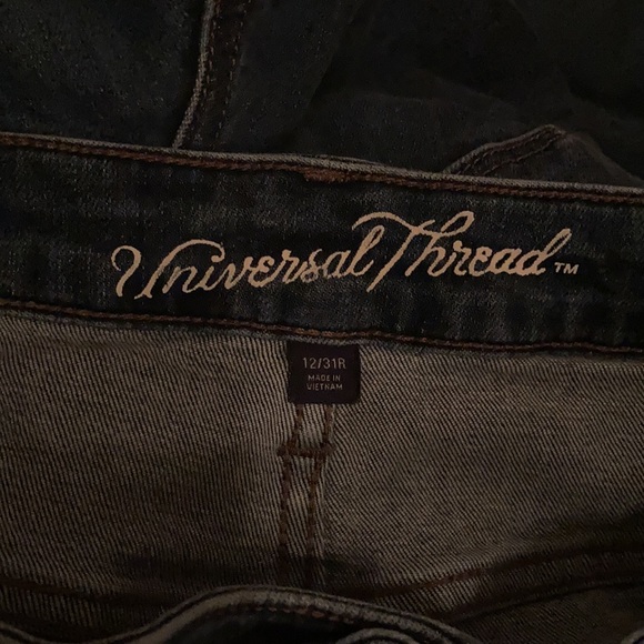 Universal Thread Jeans - Picture 2 of 2